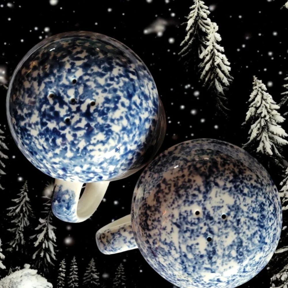 Vtg Folk Craft Wolf Blue Salt & Pepper Shakers by Tienshan. - Picture 5 of 12